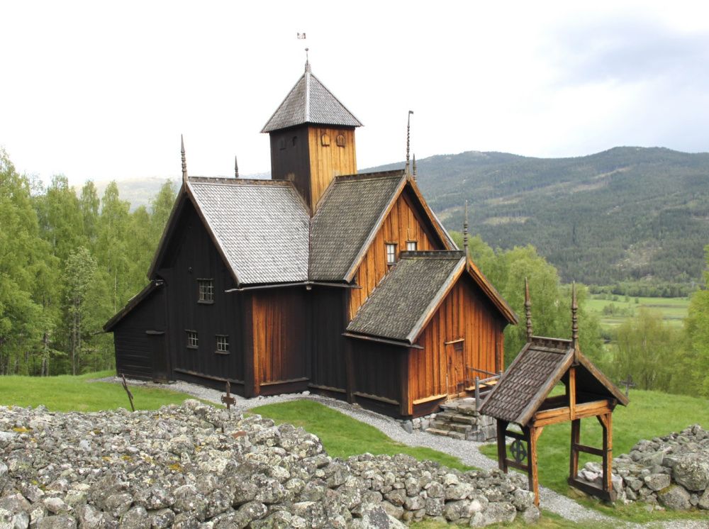 SK&Aring;L TIL KRUS servise med norsk historie